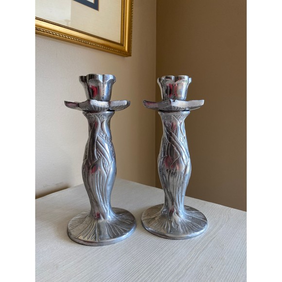 Vintage Pair of 7" Pewter Flower w/Stem Leaves Candle Holders - Picture 3 of 9